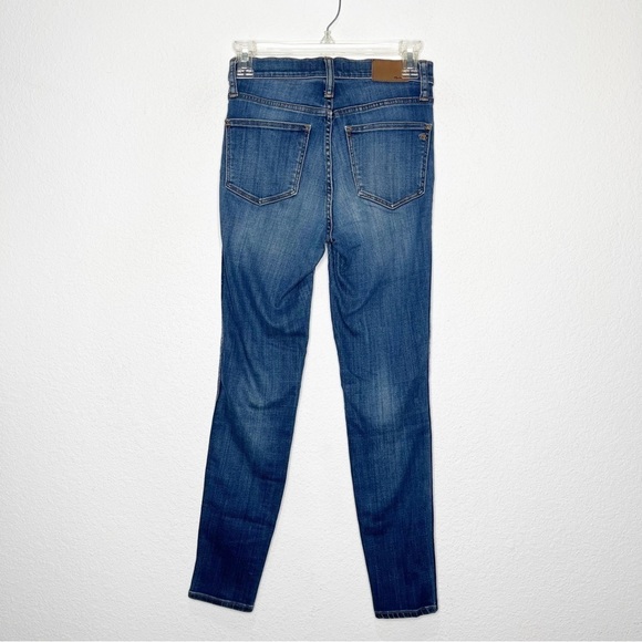 Madewell 10" High-Rise Skinny Jeans in Danny Wash TENCEL Denim Edition - Picture 8 of 15